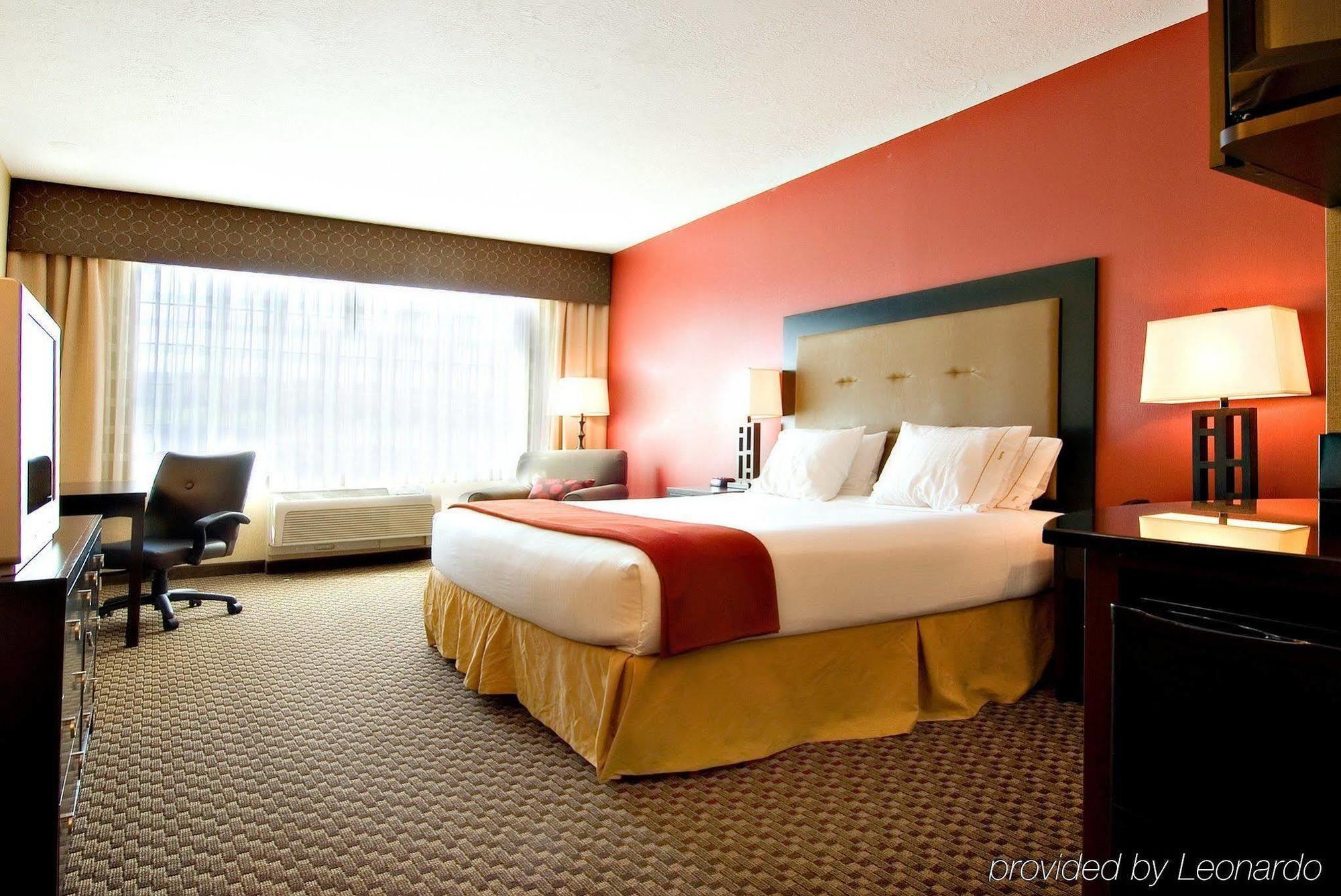 Holiday Inn Express Hotel & Suites Eugene Downtown - University By Ihg Værelse billede